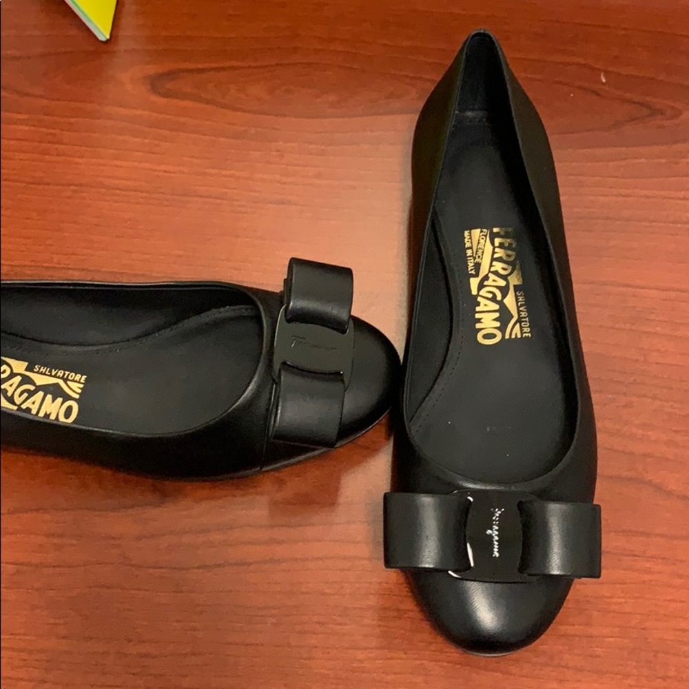 Salvatore Ferragamo flats